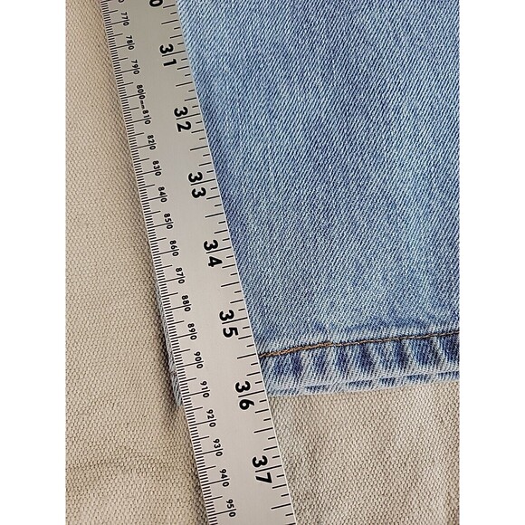 Vintage Levis 505 Jeans Mens 35x36 Straight Mid Rise Distressed Light Blue 90s - Picture 3 of 15